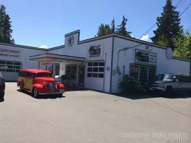 2 of 7 - 2458 Alberni Hwy, Coombs, BC