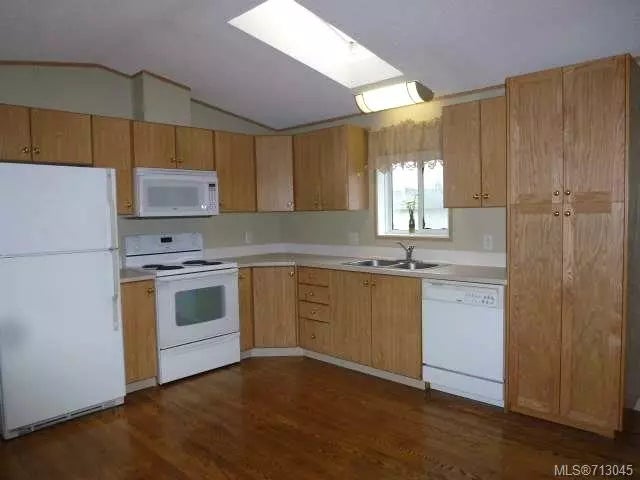 2 of 13 - 1733 Whibley Rd 9, Errington, BC