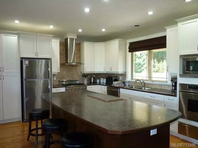 5 of 27 - 1190 Courtney Rd, Errington, BC