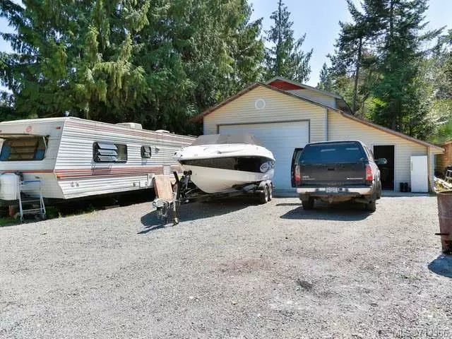 4 of 12 - 729 Shawn Rd, Coombs, BC