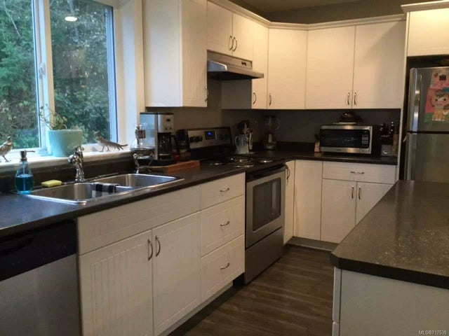 4 of 6 - 7973 Northview Dr, Crofton, BC