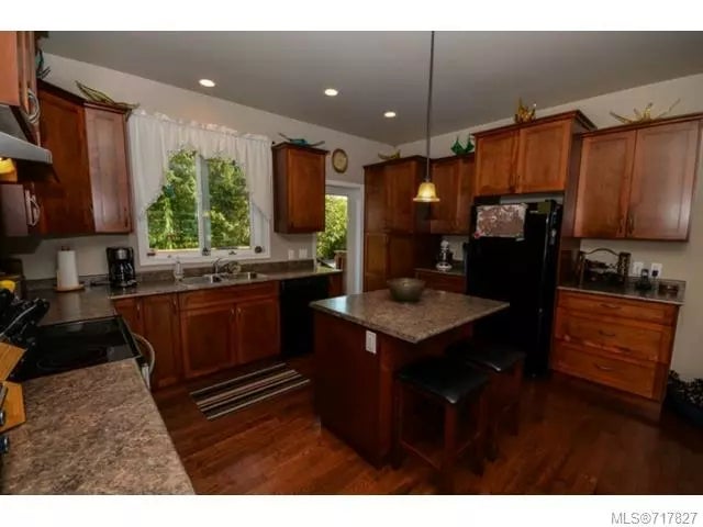 4 of 20 - 4575 Polo Field Pl, Cowichan Bay, BC