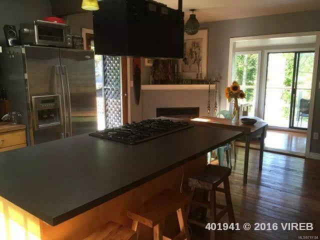 2 of 39 - 2055 Cowichan Bay Rd, Cowichan Bay, BC