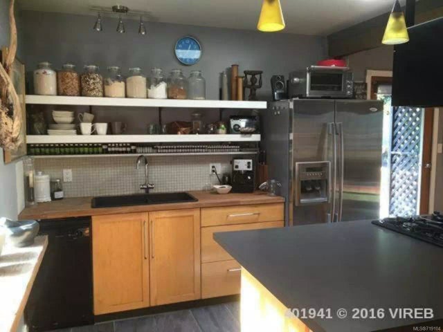 3 of 39 - 2055 Cowichan Bay Rd, Cowichan Bay, BC