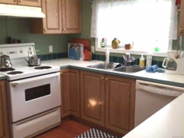 3 of 6 - 1733 Whibley Rd 6, Coombs, BC