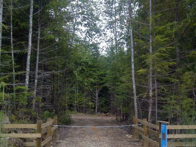 1 of 3 - Lt 5 Pratt Rd, Coombs, BC