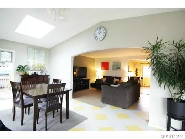 3 of 20 - 1225 Sutherland Dr, Cowichan Bay, BC