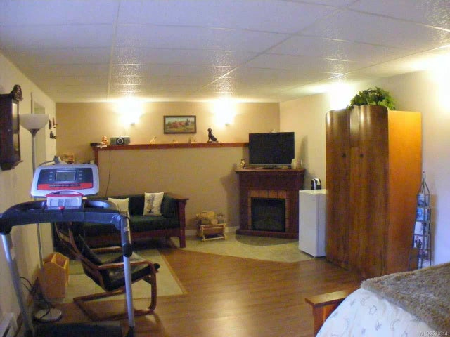 5 of 30 - 8003 Vye Rd, Crofton, BC