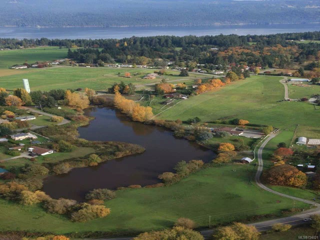 2 of 48 - 4362 Telegraph Rd, Cowichan Bay, BC