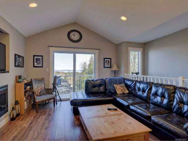 2 of 21 - 1584 Adelaide St 6, Crofton, BC