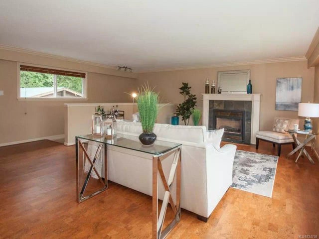 1 of 49 - 1491 Errington Rd, Errington, BC