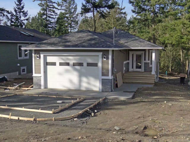 1 of 18 - 4502 Lanes Rd, Cowichan Bay, BC