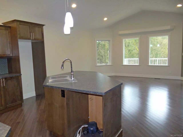 3 of 18 - 4502 Lanes Rd, Cowichan Bay, BC