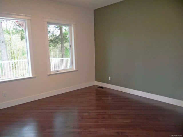 5 of 18 - 4502 Lanes Rd, Cowichan Bay, BC