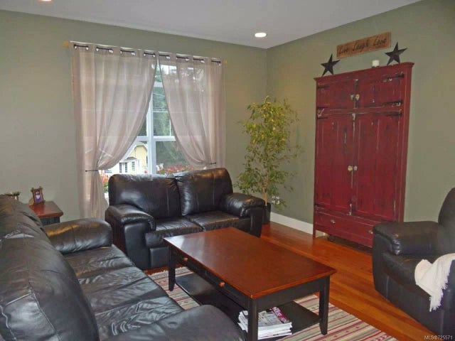 2 of 29 - 1072 Paradise Close, Cowichan Bay, BC