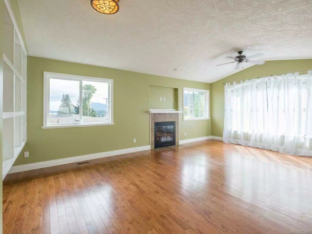 2 of 61 - 1709 Robert St, Crofton, BC