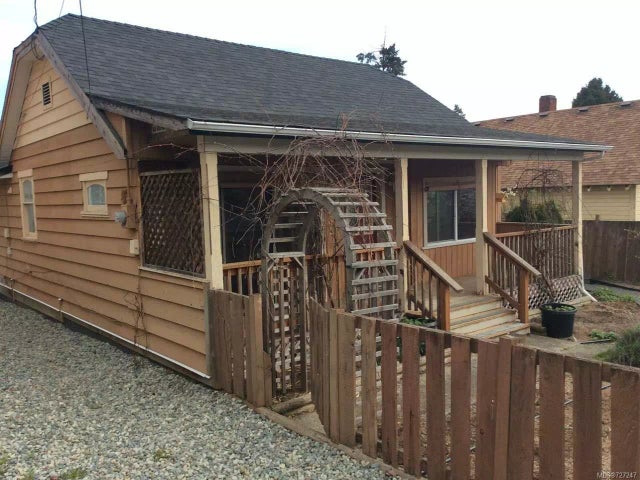 1 of 21 - 1581 Joan Ave, Crofton, BC