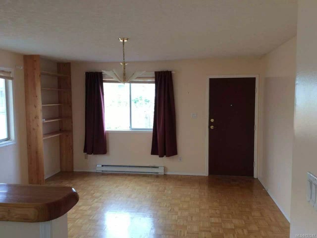 4 of 21 - 1581 Joan Ave, Crofton, BC