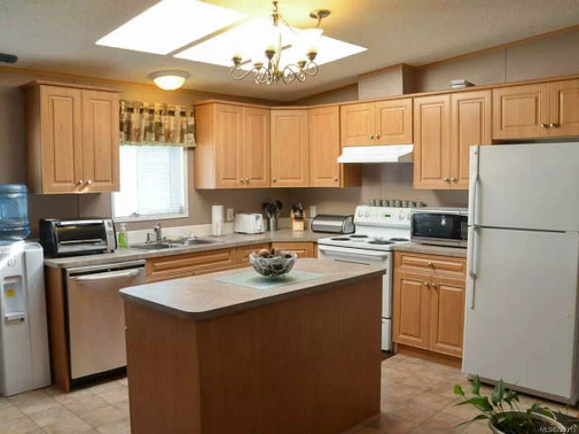 1 of 26 - 1050 Bowlby Rd 6, Errington, BC