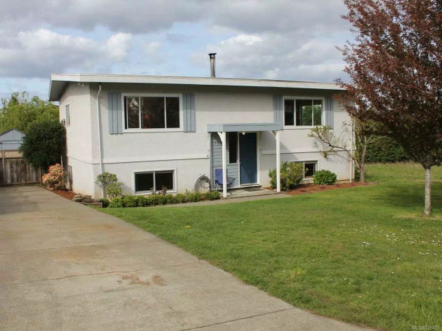 1 of 19 - 1547 Brook St, Crofton, BC