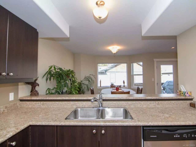 4 of 33 - 8024 Lindsay Pl, Crofton, BC