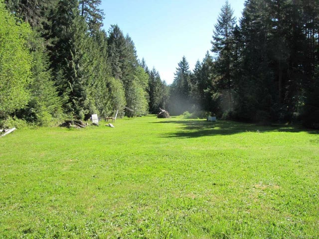 3 of 19 - 1826 Errington Rd, Errington, BC