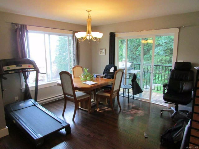 5 of 17 - 1584 Adelaide St 3, Crofton, BC