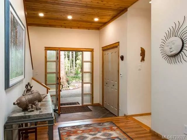 2 of 23 - 1880 Spring Pl, Errington, BC