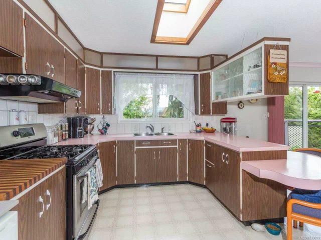 2 of 20 - 1795 Vee Rd, Cowichan Bay, BC