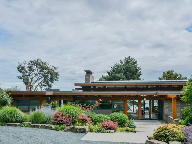 2 of 70 - 3384 Stephenson Point Rd, Nanaimo, BC