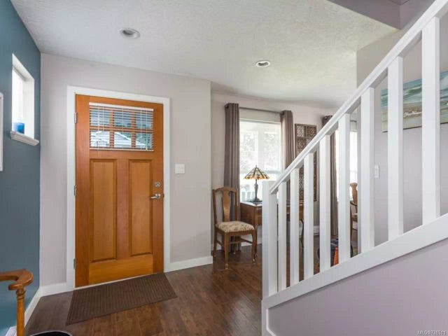 2 of 15 - 4526 Buena Vista Pl, Cowichan Bay, BC