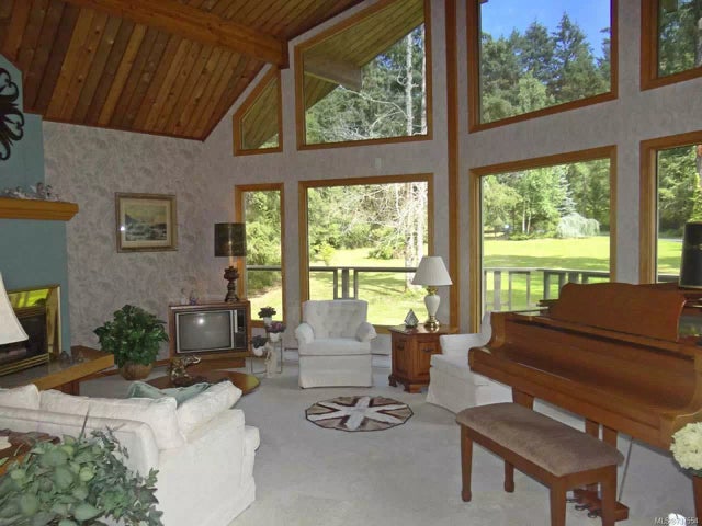 2 of 26 - 4786 Hillbank Rd, Cowichan Bay, BC