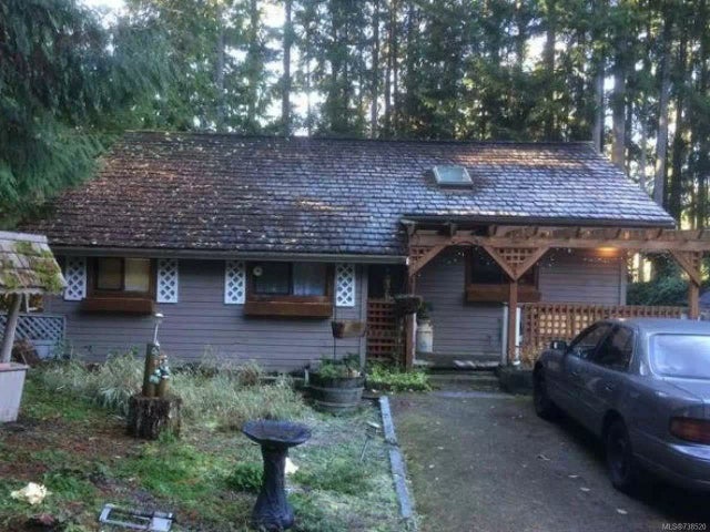 1 of 13 - 1143 Fair Rd, Errington, BC