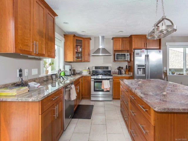 4 of 18 - 1731 Meagan St, Crofton, BC