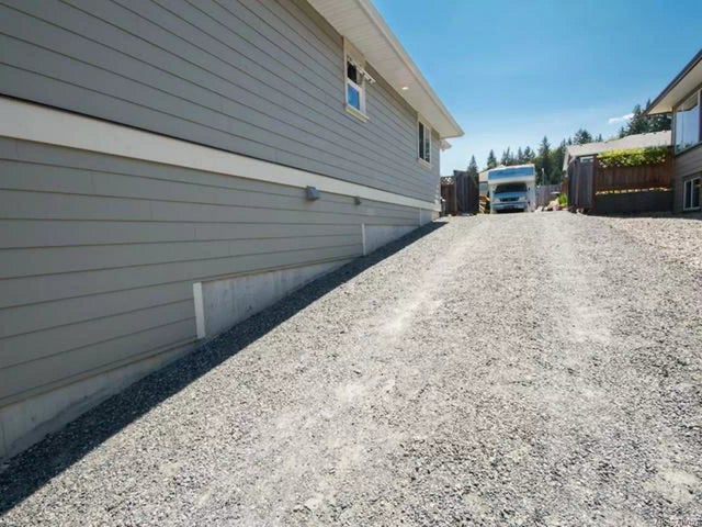 2 of 46 - 1714 Chaplin St, Crofton, BC