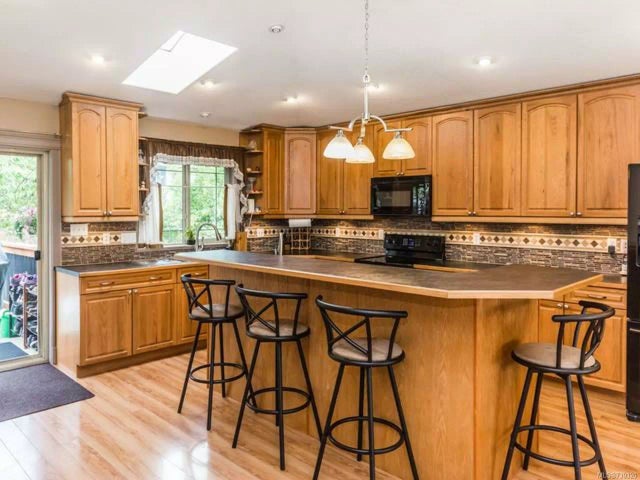 2 of 42 - 1548 Morgan St, Crofton, BC