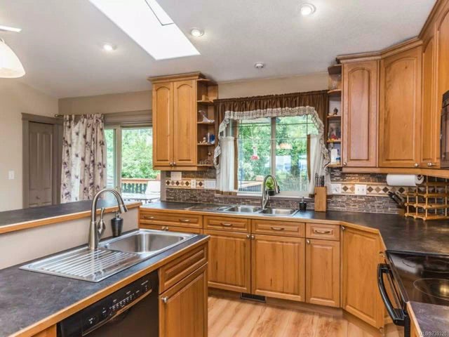 3 of 42 - 1548 Morgan St, Crofton, BC