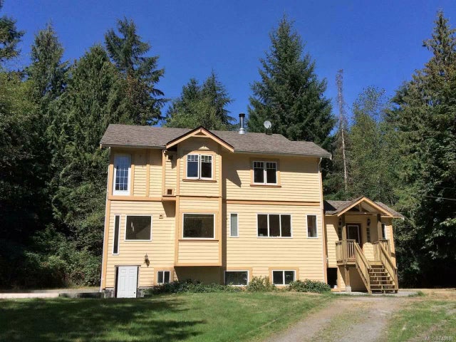 1 of 39 - 7826 Atlin Pl, Crofton, BC