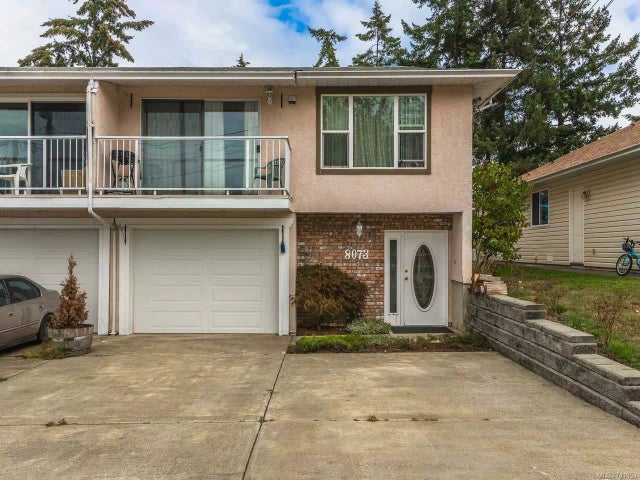 1 of 24 - 8073 Spinnaker Dr, Crofton, BC