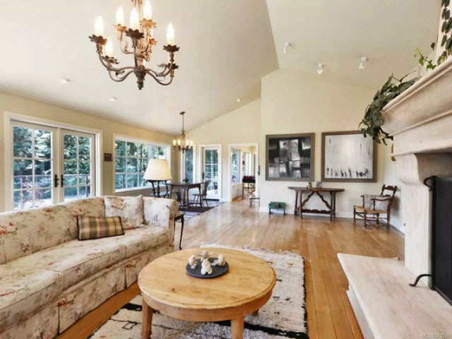 2 of 33 - 956 Cherry Point Rd, Cowichan Bay, BC