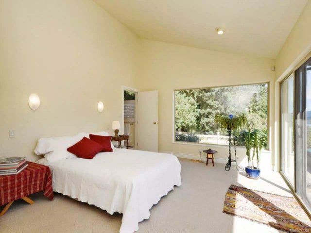 4 of 33 - 956 Cherry Point Rd, Cowichan Bay, BC