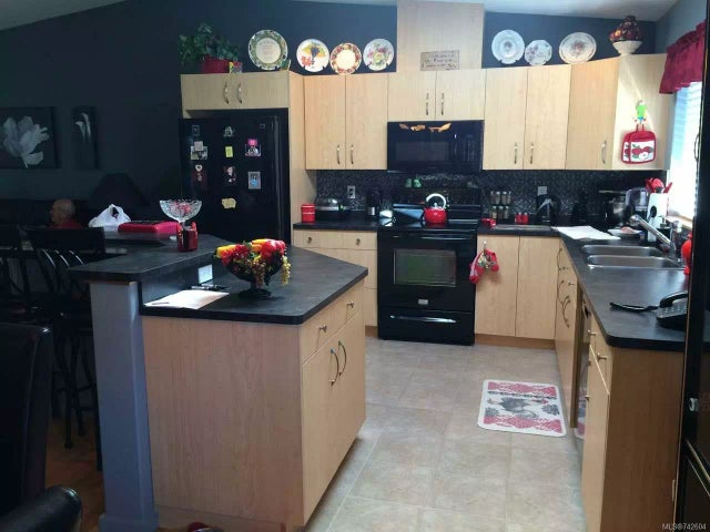 2 of 20 - 1749 Whibley Rd 8, Errington, BC