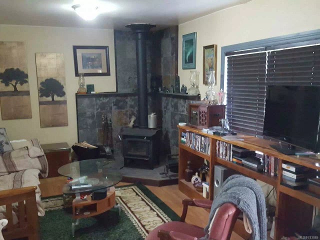 3 of 11 - 1050 Station Rd, Coombs, BC