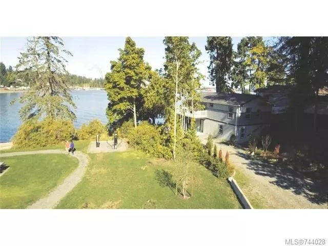 2 of 17 - 8041 Dyke Rd, Crofton, BC