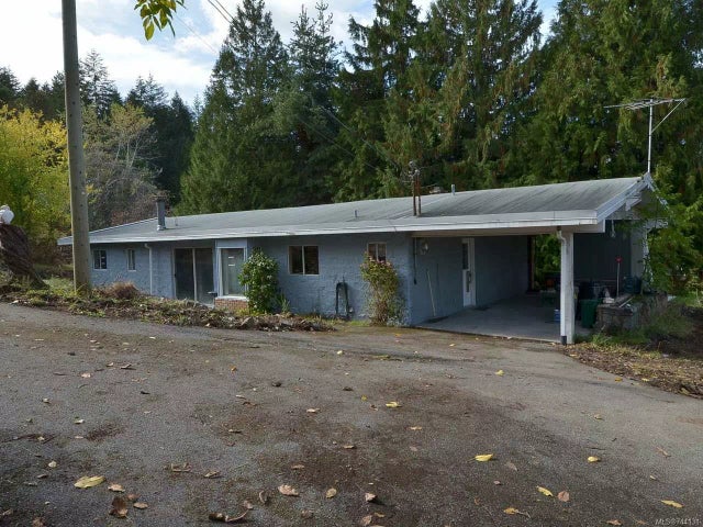 1 of 9 - 1513 Chilco Rd, Crofton, BC