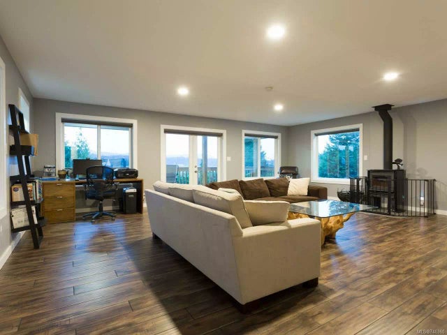 4 of 34 - 4185 Hillbank Rd, Cowichan Bay, BC