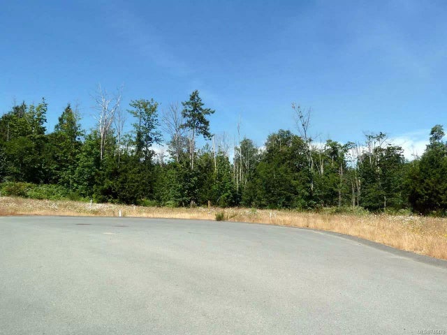 1 of 3 - 1711 Chaplin St Lt 1, Crofton, BC