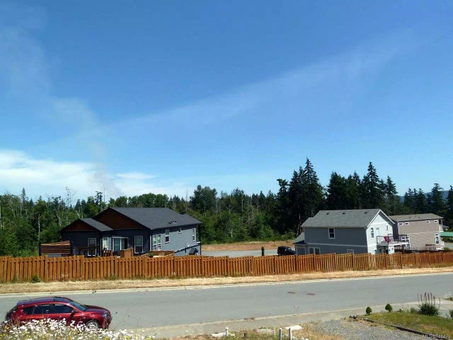 2 of 3 - 1711 Chaplin St Lt 4, Crofton, BC