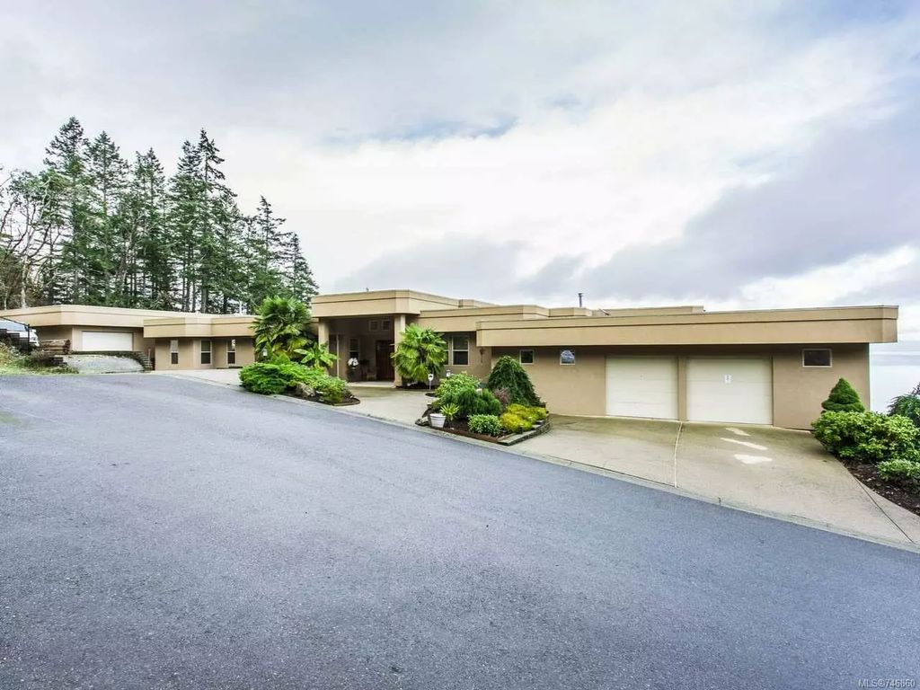 114 Gibralter Rock 1, Nanaimo