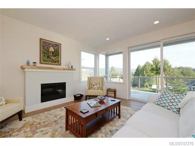 2 of 20 - 4574 Royal Island Terr, Cowichan Bay, BC